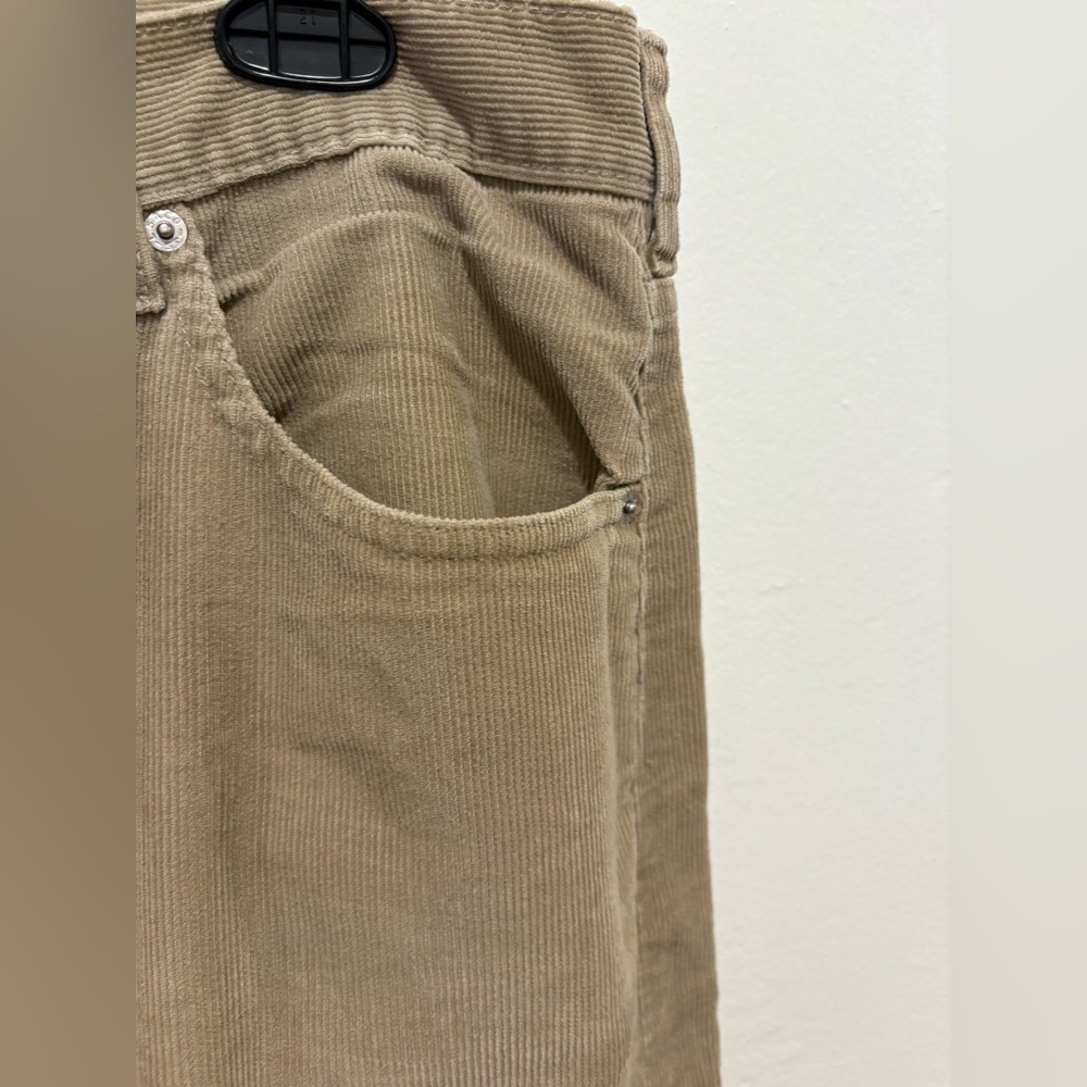 Incredible rare Levi's Men's Corduroy Pants in Tan - Picture 8 of 10
